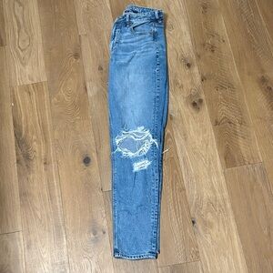 American Eagle Outfitters Light Blue Denim Mom Jeans